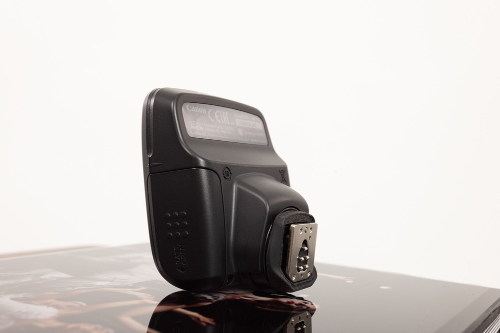 canon st-e3-rt speedlite transmitter
