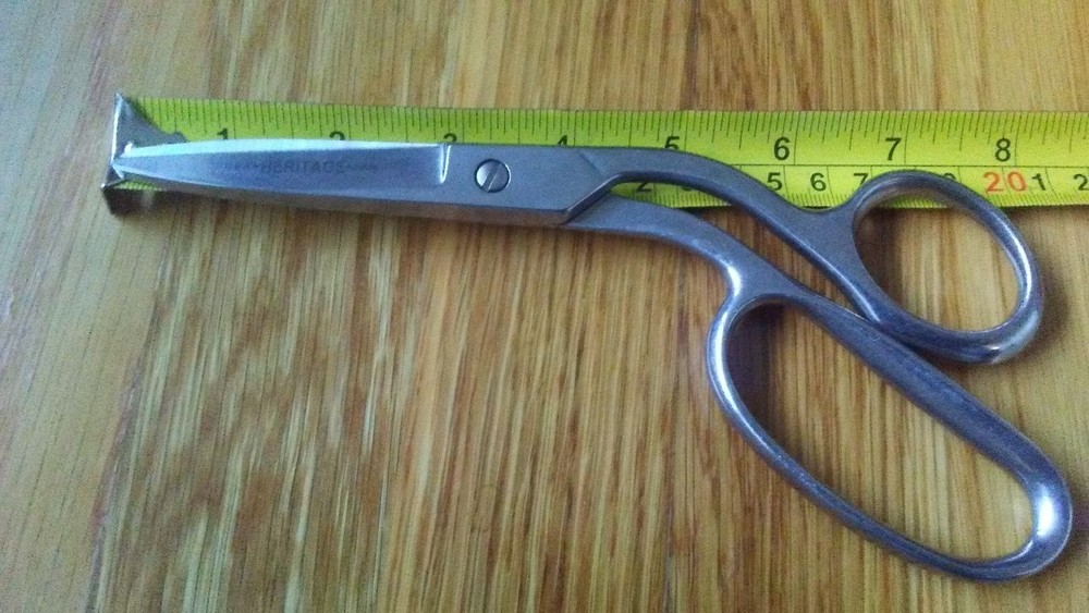 8'' Straight Stainless Trimmer w/Large Ring/Handles Bent Down/Blunt Tip #768LRB