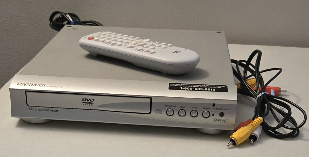 MAGNAVOX MSD124 DVD Player With Remote Powers Up - NOT TESTED