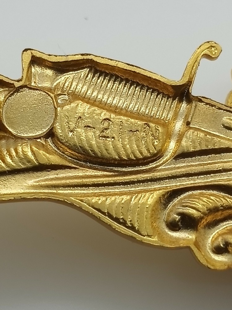 US Navy Surface Warfare Supply Officer Badge