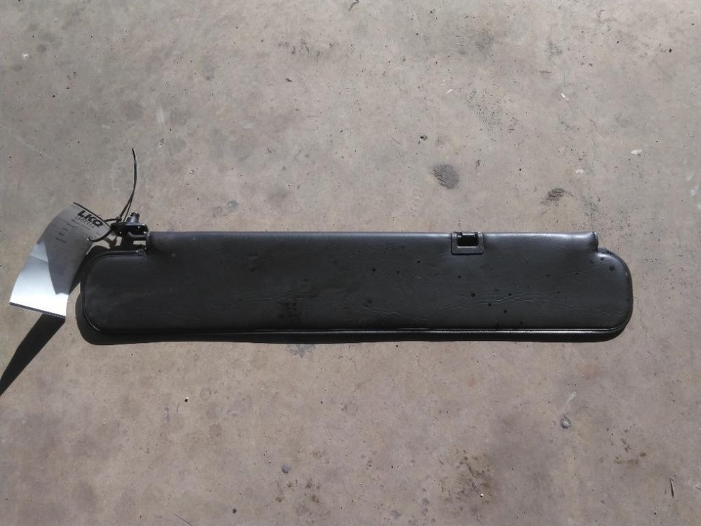 Replaces 2003 FREIGHTLINER FL80 INTERIOR SUN VISOR , MD