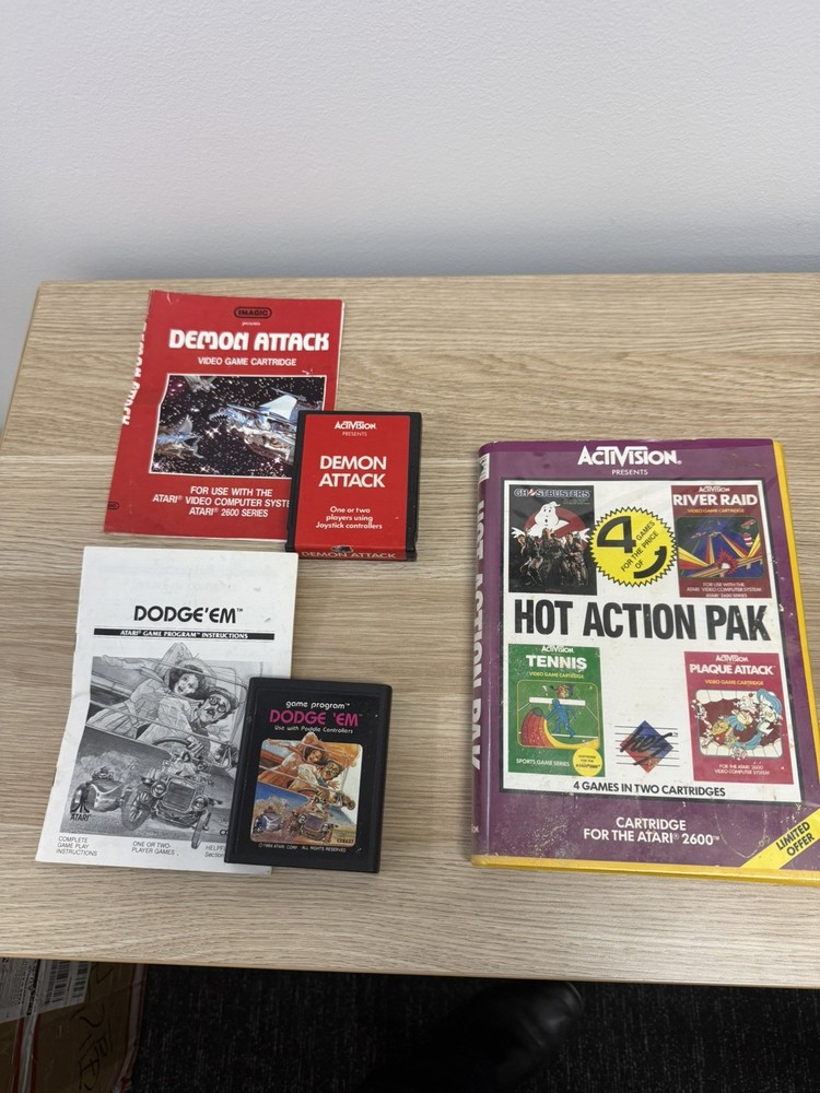 🎮 Atari 2600 Console Bundle – Includes Asterix (NTSC)