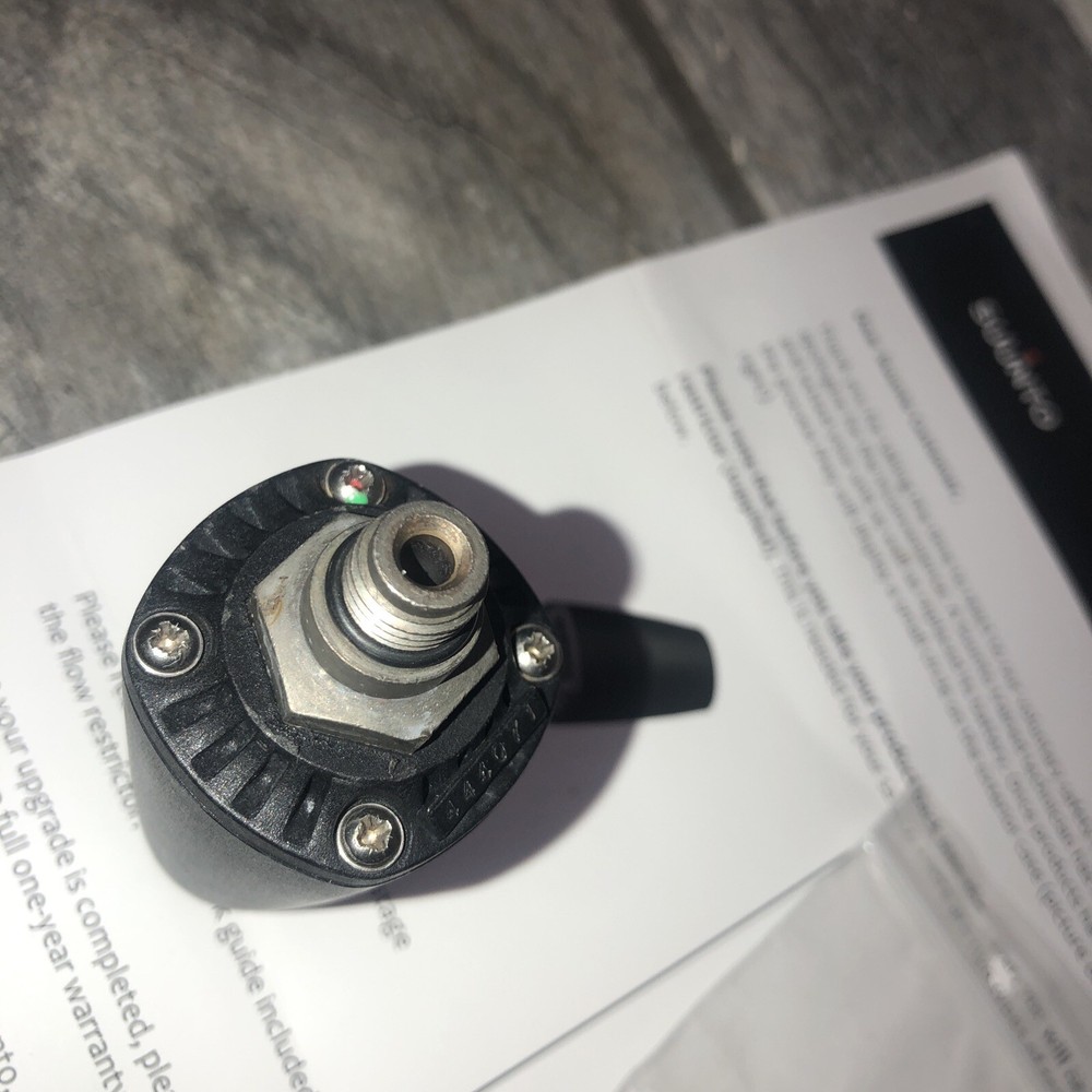 SUUNTO WIRELESS TANK PRESSURE TRANSMITTER Hoseless Scuba Dive