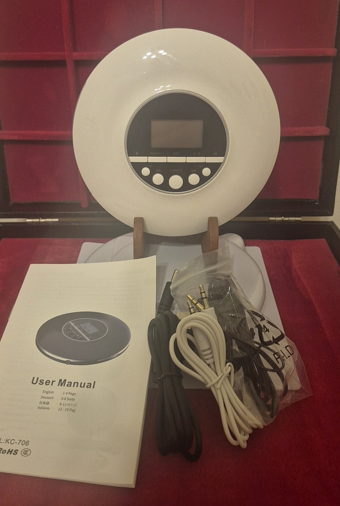 NWT Vintage CD Player Portable Compact CD Discman