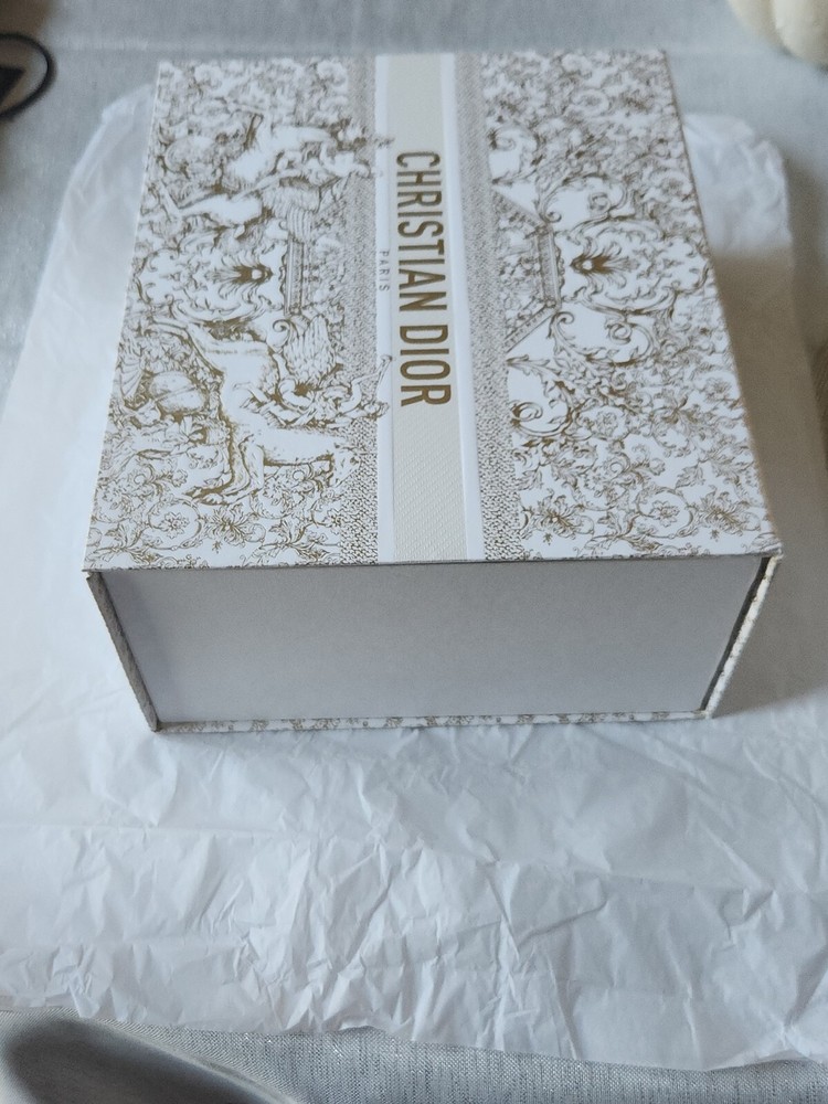 Christian Dior Gold Gift Box NEW! Fast Ship!