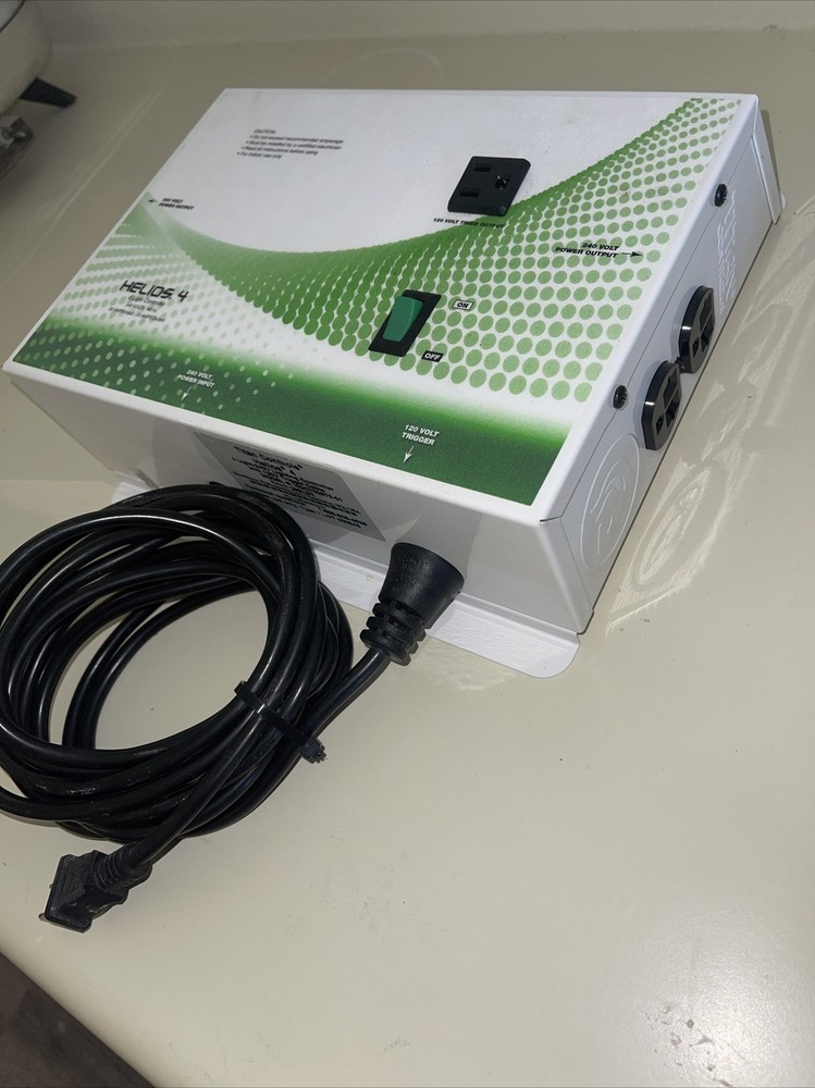 Titan Controls Helios 4 - 4 Light Controller w/ Trigger Cord