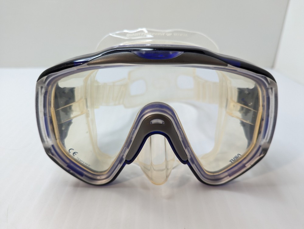 Tusa Visualator Tempered Goggles Scuba Diving Dive Adjustable Strap With Case