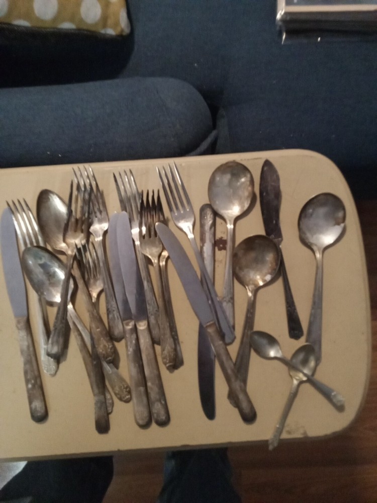 Lot Of 20 Antique Silverplate Flatware