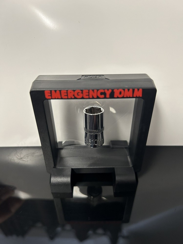 Novelty Emergency 10mm Socket