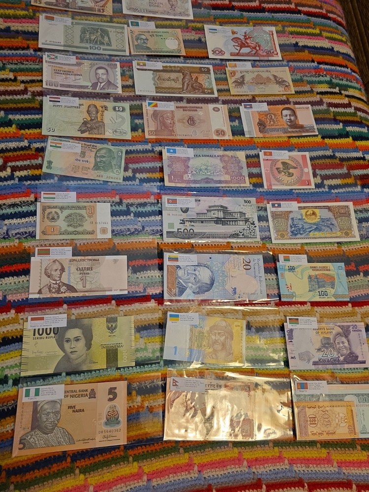 World Banknotes Currency Lot – 25 Countries – UNC / Circulated
