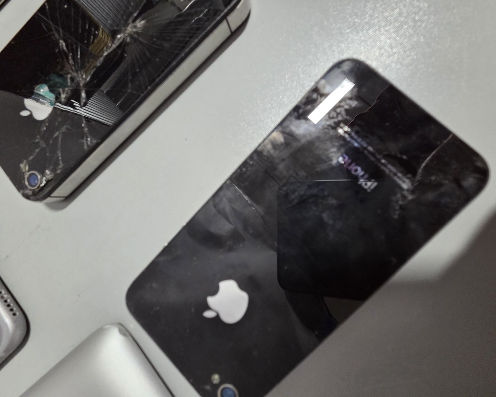 Apple Devices Set For Parts