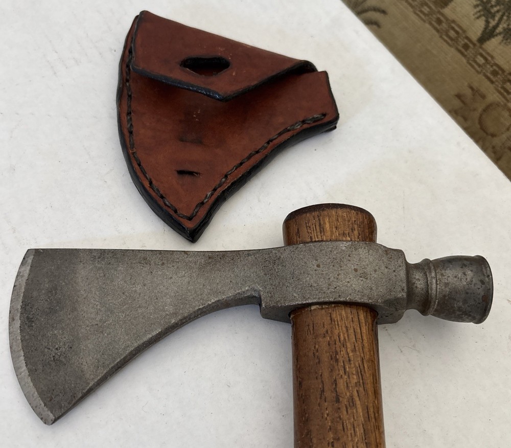 Tomahawk Keyhole Type W Custom Leather Sheath 22”