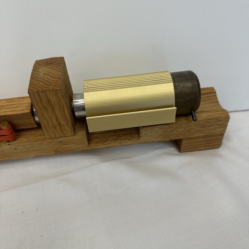 Vintage TEXAS NATIVE INERTIA NUTCRACKER MODEL #7141 Original Box & Instructions