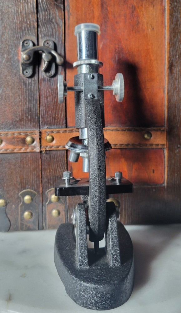 Vintage 1950’s Private Eye Microscope