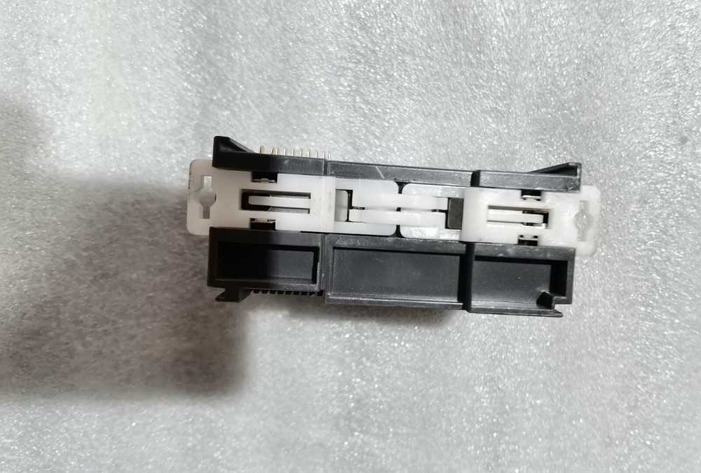 1 PC USED TESTED AS04DA-A PLC Module