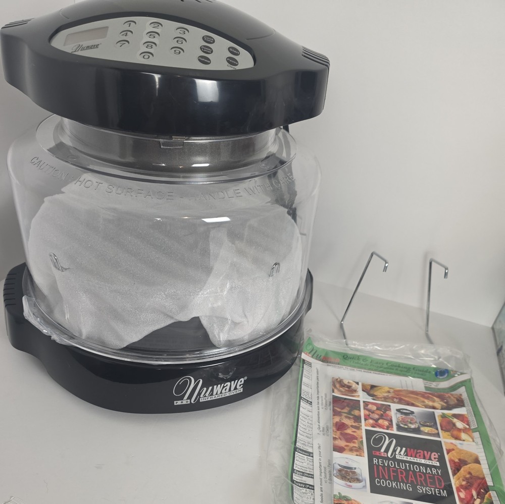NUWAVE PRO Infrared Oven Model 20355 Black New .