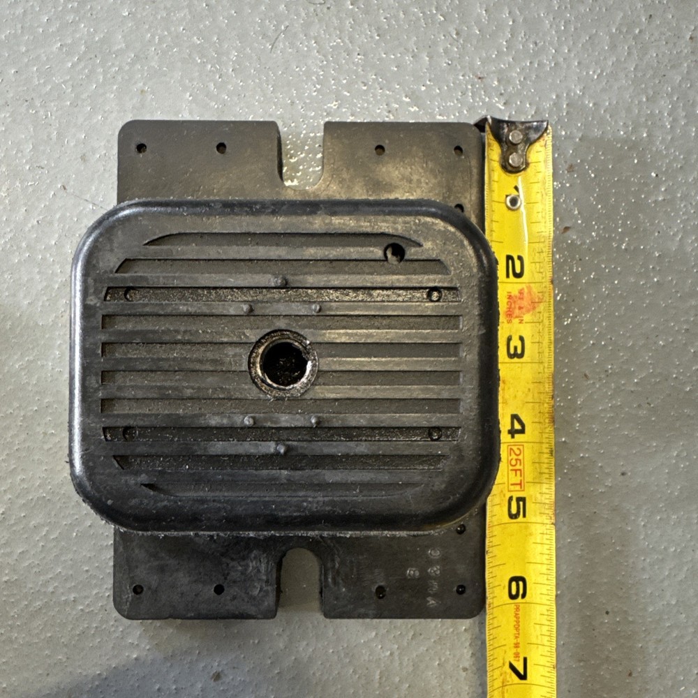 VM & C Floor Mount Vibration Isolator, Neoprene