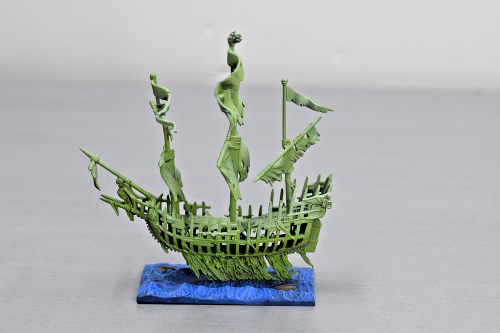 2x Dreadfleet Shadewraith - Game Workshop - Painted