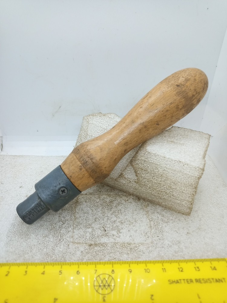 Worldwide 102 Wood Handled Pad Handle Keyhole Hack Hack Key Hole Carpenter Tool