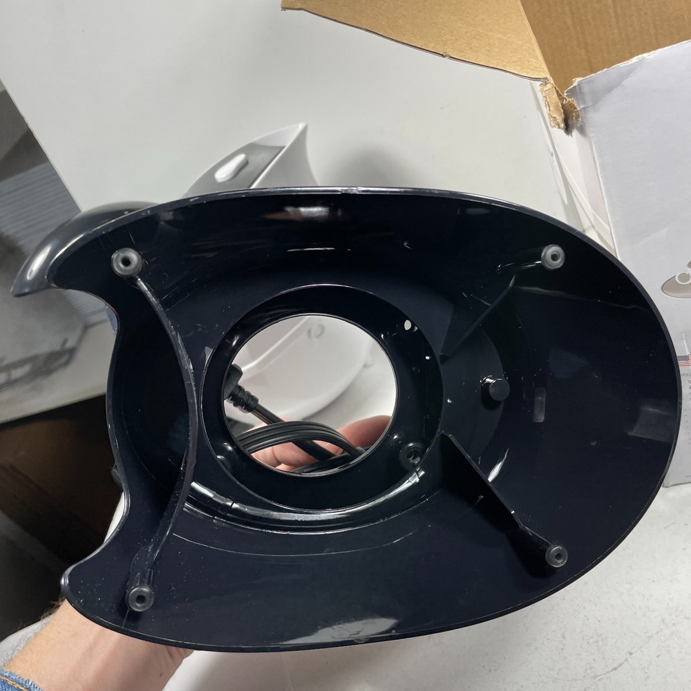 Uccello Powered Kettle Tipper New Open Box