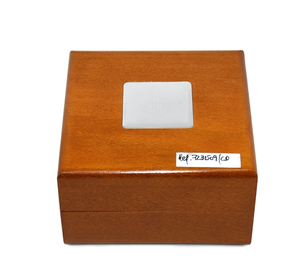 Pequignet Watch Box