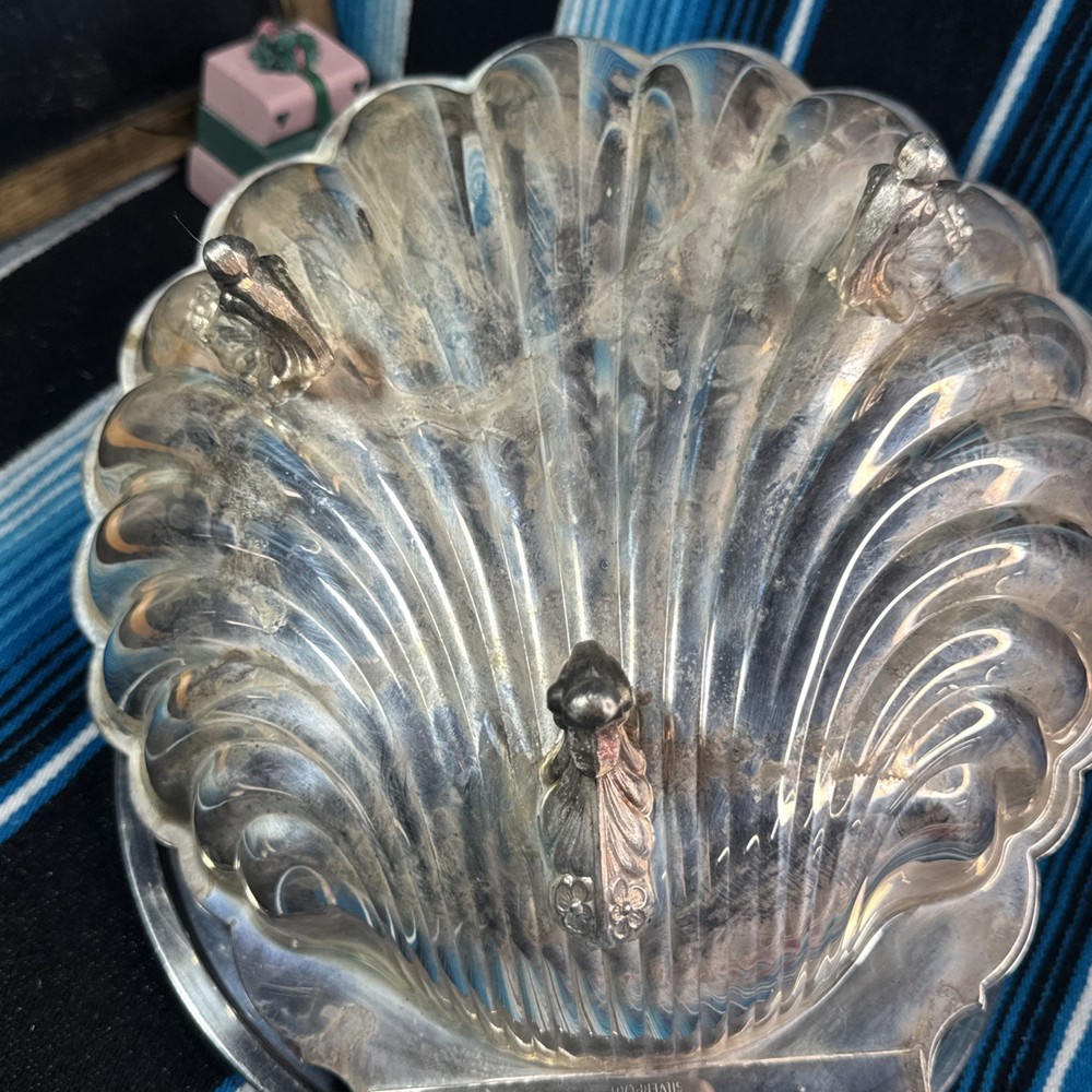 Leonard Silverplate Swan Clam Shell Hinged Server Figural Handle VTG