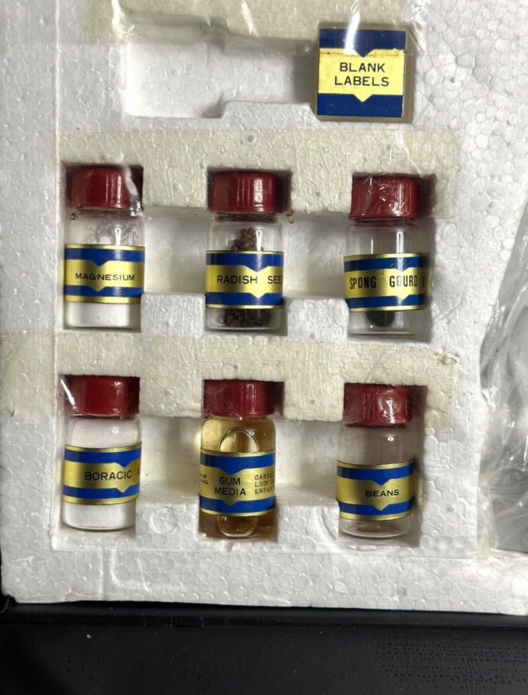 Crescent Microscope With Super Zoom and light Set