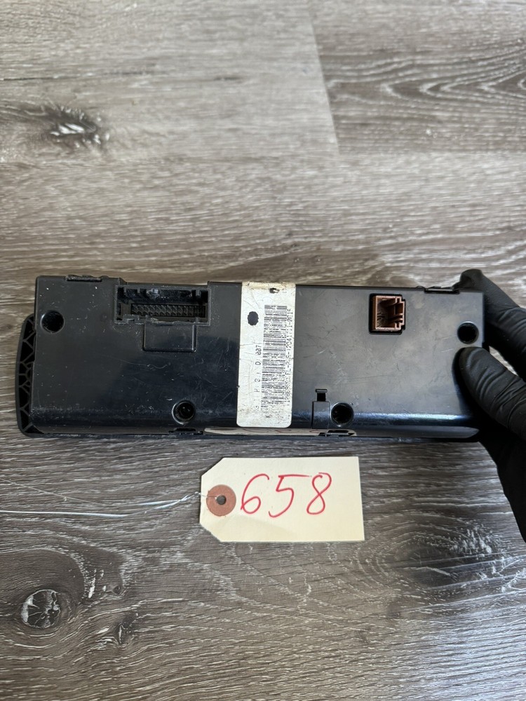 FREIGHTLINER CASCADIA TEMPERATURE CONTROL SWITCH - P/N: A22- 60645 -501