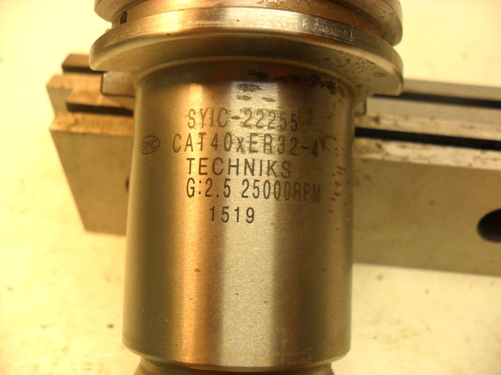 Techniks SYIC-22255 CAT40xER32-4