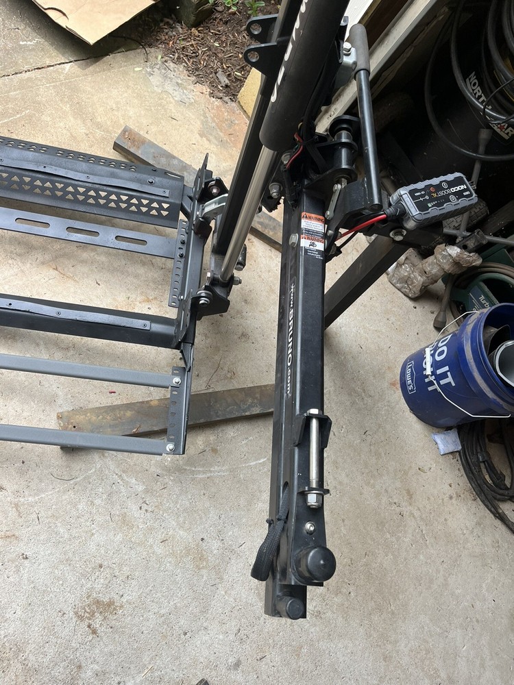 Bruno ASL-250! Swingaway. AND EXTENSION BAR!
