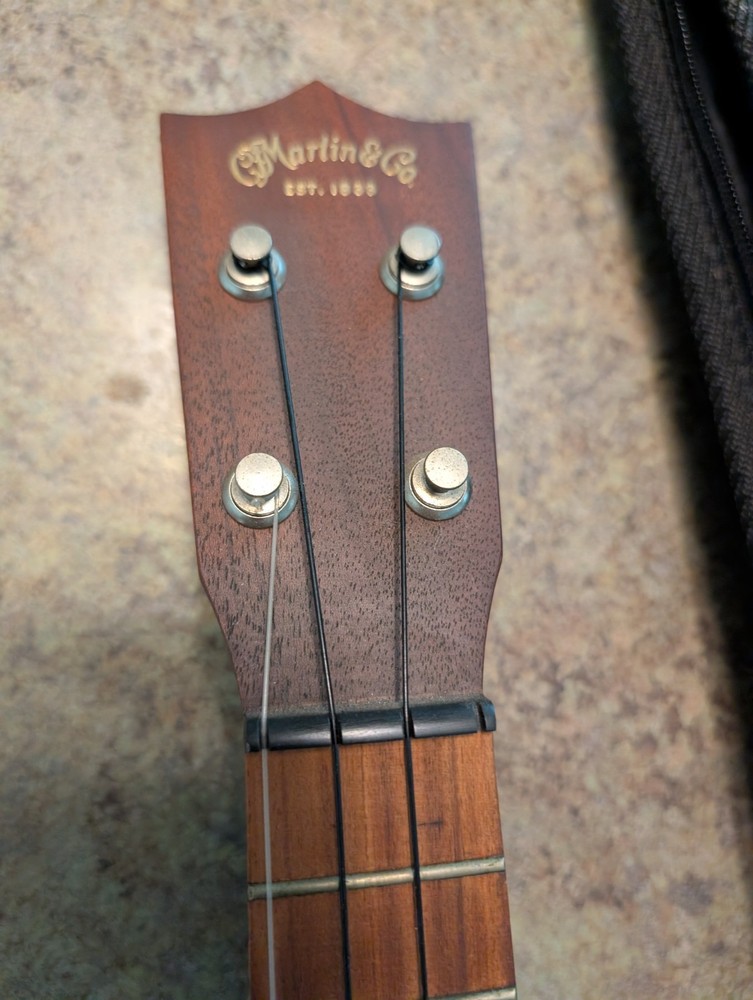 MARTIN & CO S-O 4-String UKE Ukelele with Original Case EXCELLENT