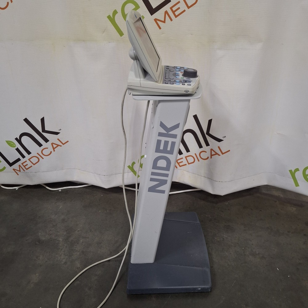 Nidek RT-5100 Digital Refractor / Phoropter