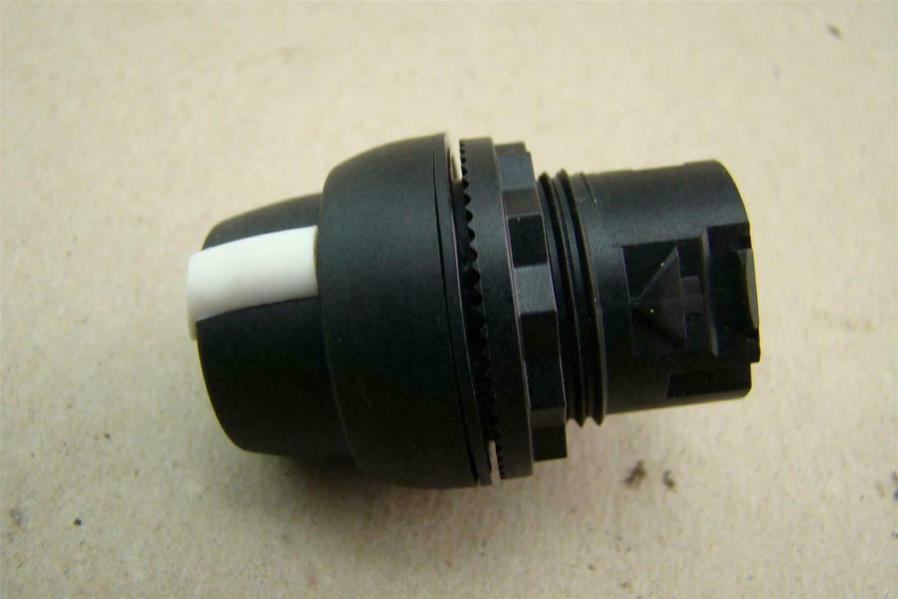 Horizon Solutions Selector Switch with Keys , A-B800FPKM23