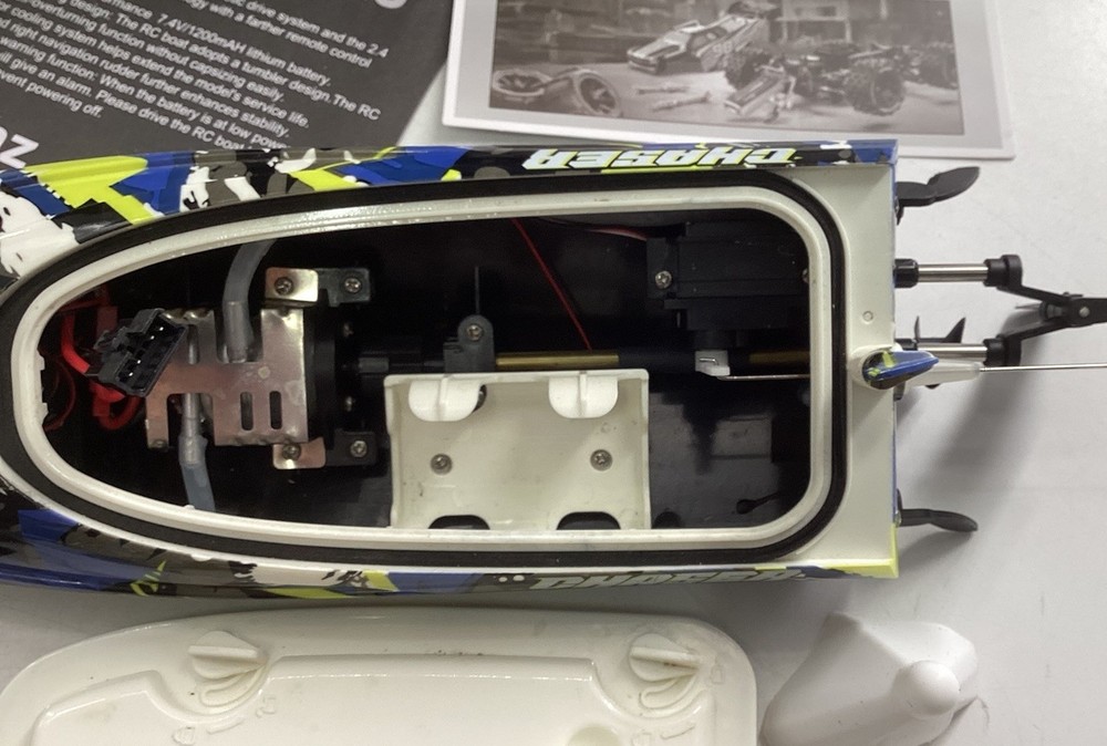 BEZGAR TX123 Remote Control Boat