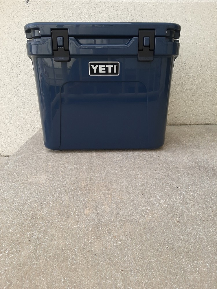 Yeti Roadie 32 Wheeled Cooler
