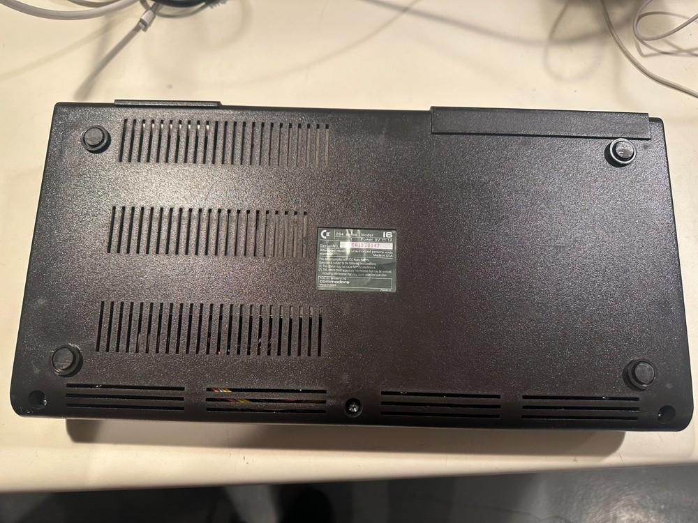 Commodore 16 Vintage Computer C16 Powers on No Video READ