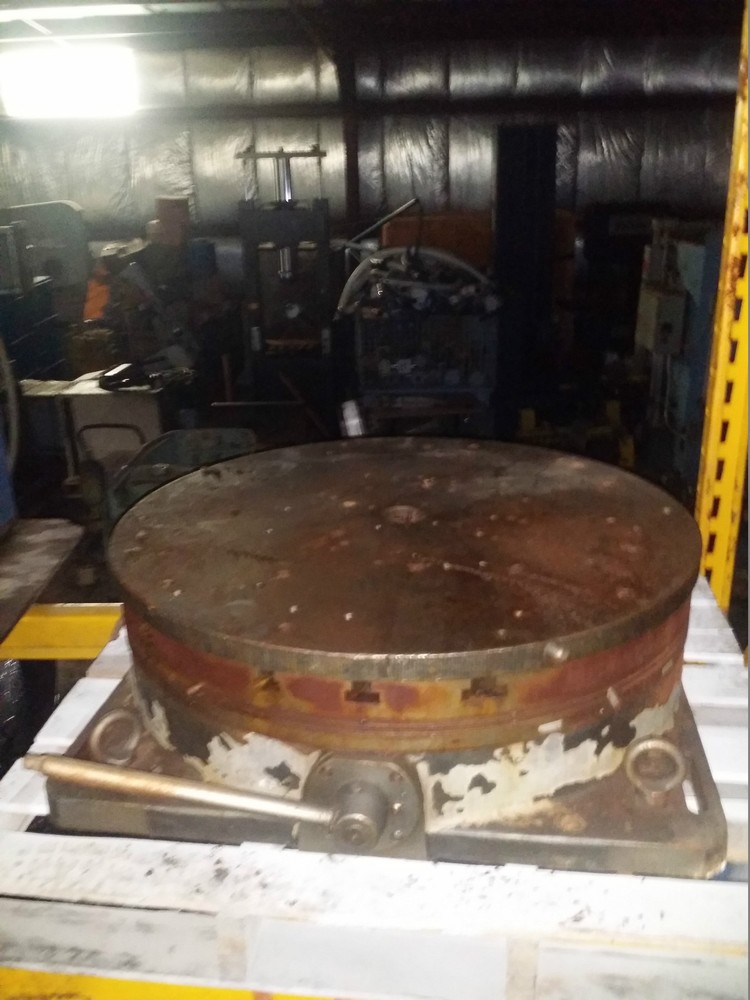 32" T-slot Manually Powered Locking Rotary table 10" tall