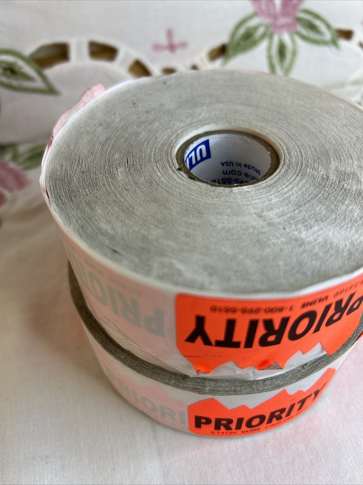 2 Rolls 1-1/2" x 2" Priority Labels (500 per Roll), Pre-Owned