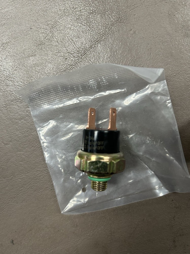 Universal R134a Male Binary Pressure Switch 3/8-24 O Ring