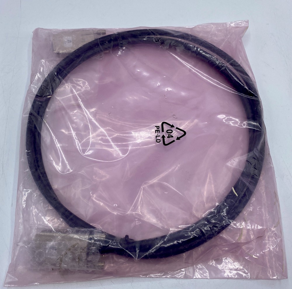 NEW Foxconn 2m SAS Cable 28AWG 0069839-02