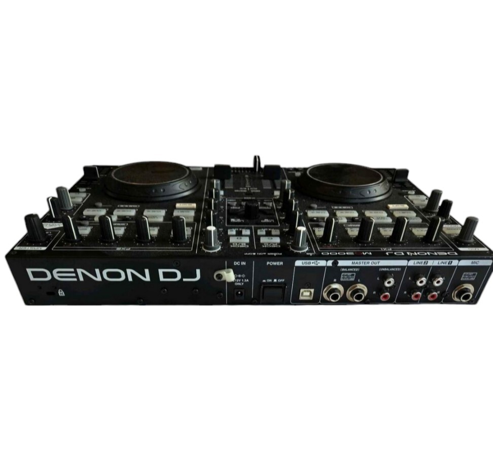Denon DJ mc3000 professional DJ mixer with case