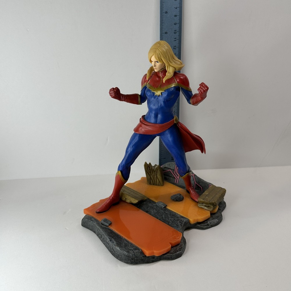 Marvel vs Capcom Infinite Captain Marvel Statue Project Triforce Figure 2017 Gam