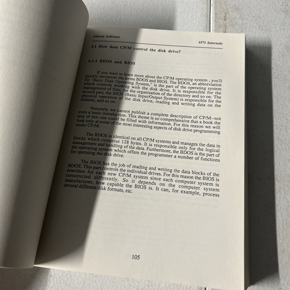 COMMODORE 1571 Essential Reference For All 1571 Internals Abacus Software Book