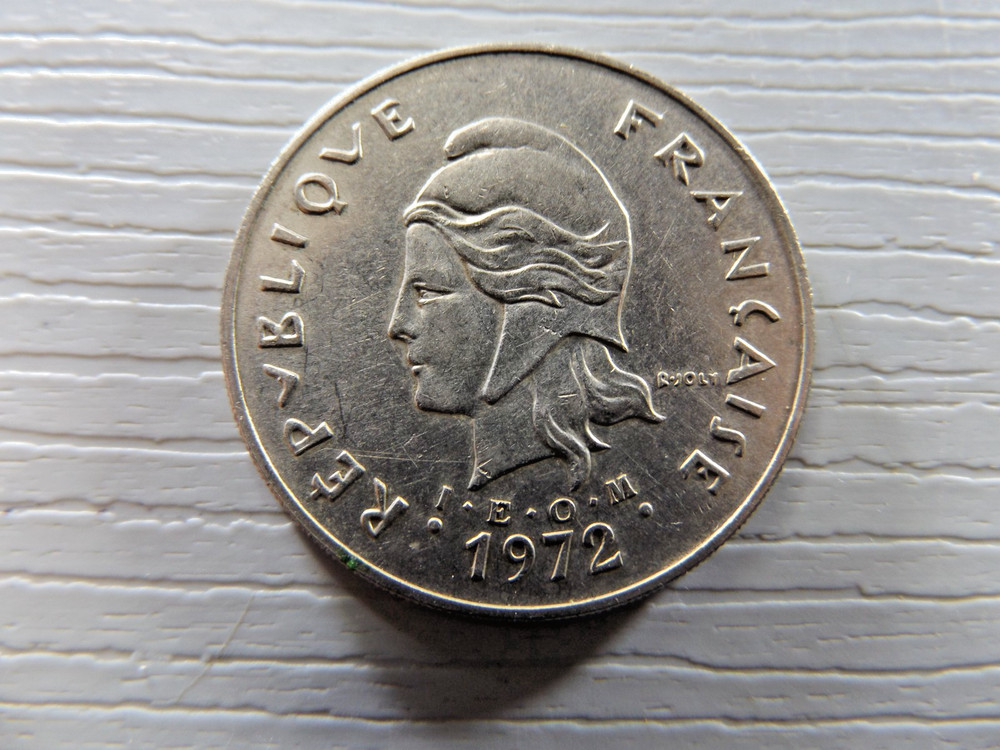 NEW HEBRIDES 1972 50 Francs