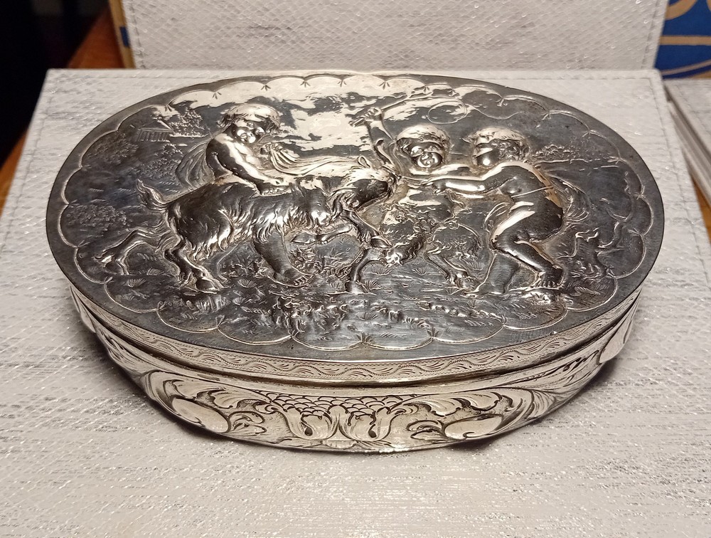 Solid Silver Box 19th Century German, Superb and Very Large.