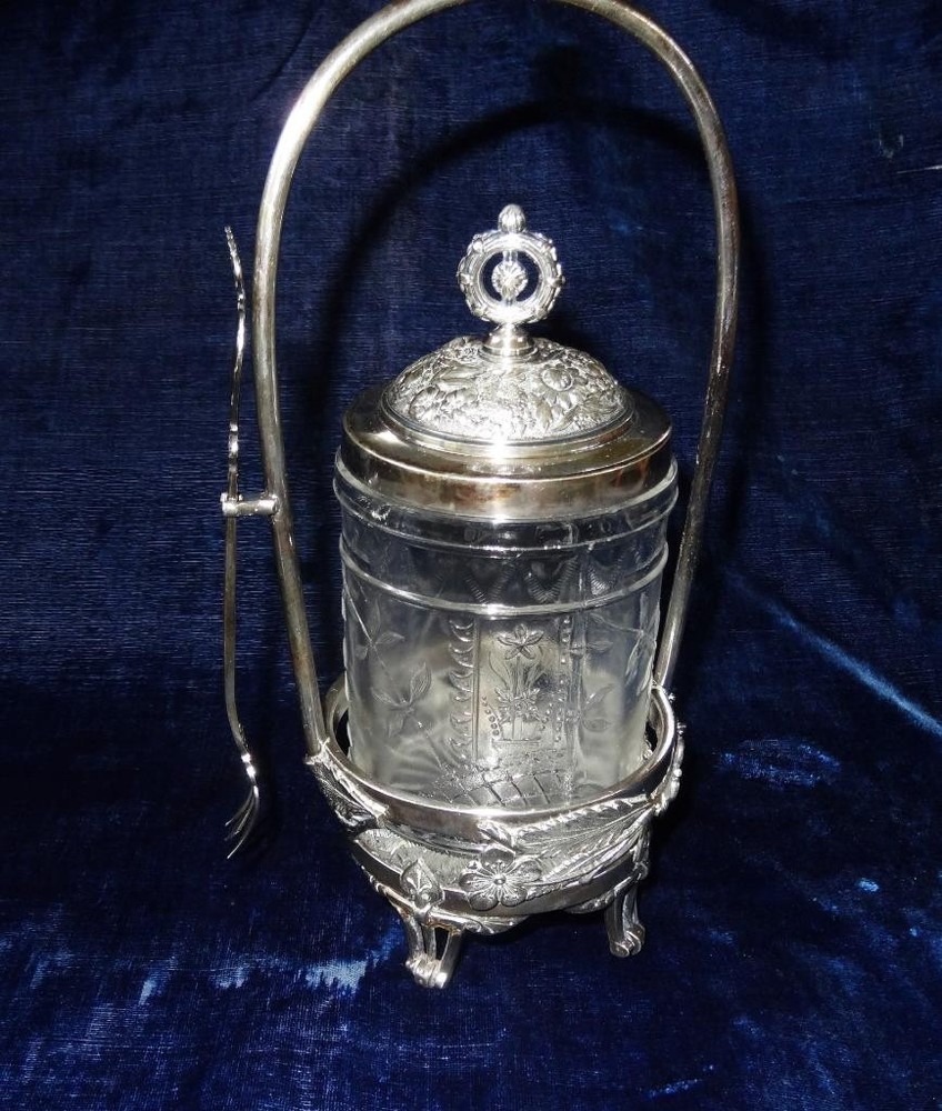 ANTIQUE REED AND BARTON SP PICKLE CASTOR