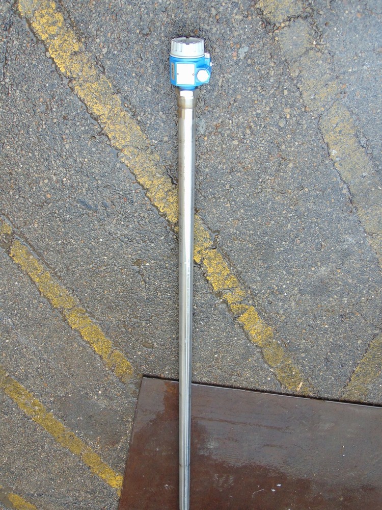 NEW ENDRESS+HAUSER FTM51-DGJ2Q4A34AA SOLIPHANT M LEVEL SWITCH