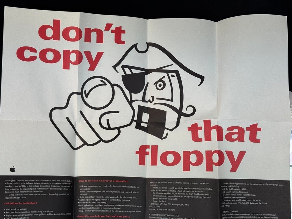 1993 Vintage Macintosh ~ Apple Remote Access Personal Server ~ NEVER USED