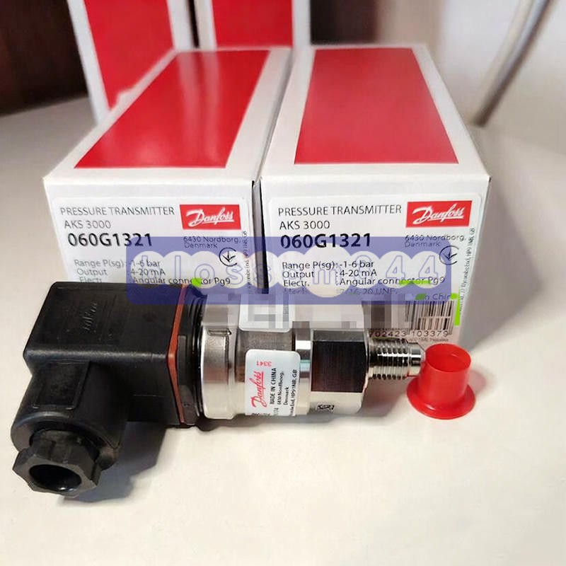 1PCS NEW Danfoss pressure sensor AKS 3000 060G1321