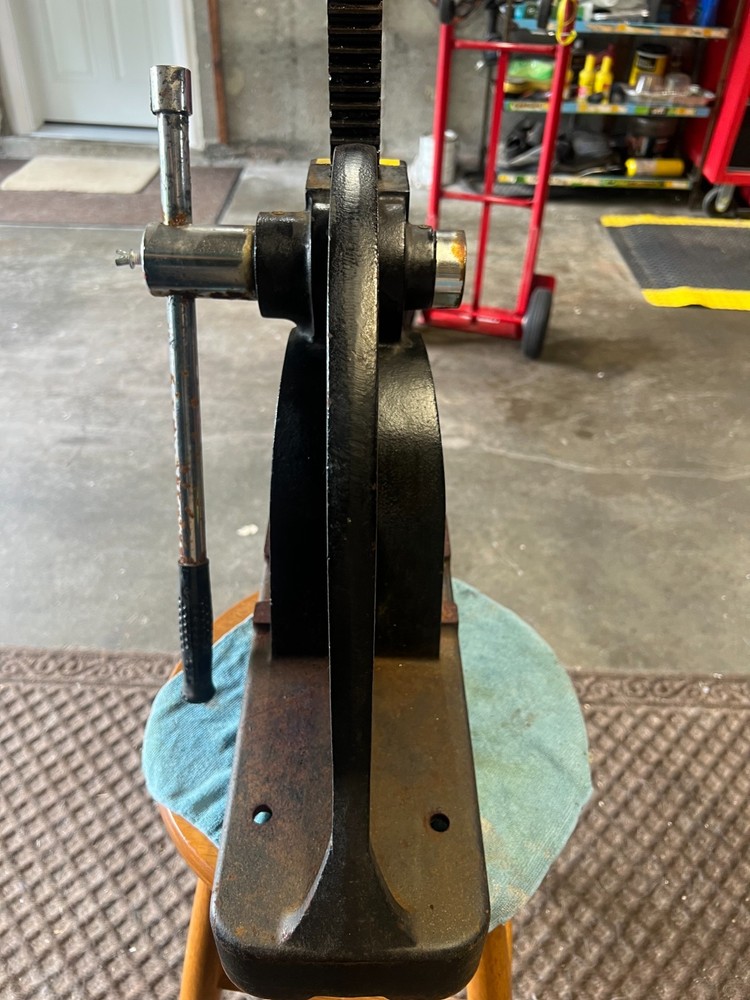 Dayton 2-Ton Arbor Press – Model 4Z329D – Works – As Is!